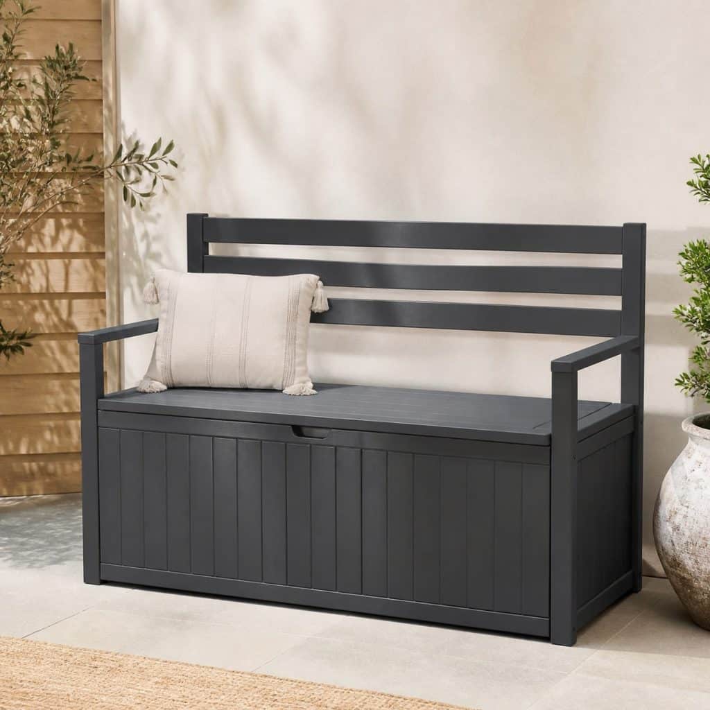 Banc de rangement extérieur présenté seul